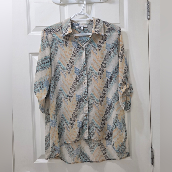 Quintessential Top - Picture 1 of 8